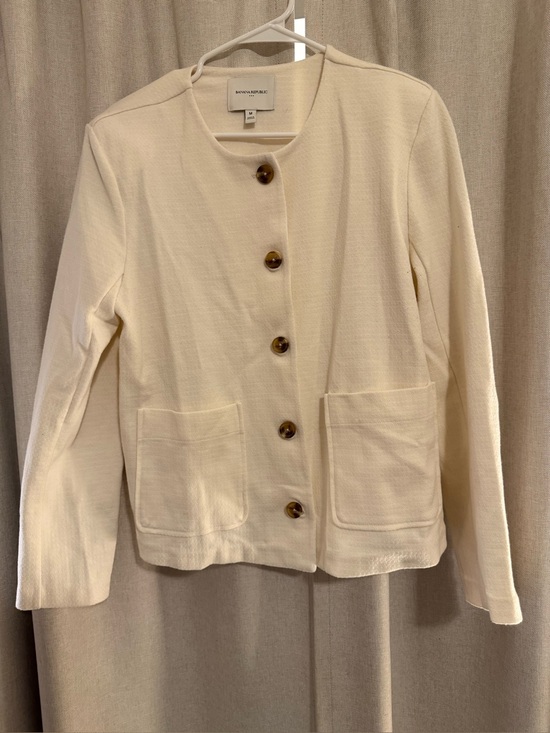 Banana Republic Factory Jackets & Blazers - Banana Republic Factory Cream Button-Front Knit Jacket M